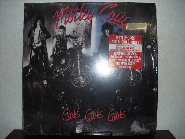 Running Wild (Motley Crue Bootleg): Kiss Bootleg  大好き～また西新宿のKinnieに行きたいオヤジの散財日記