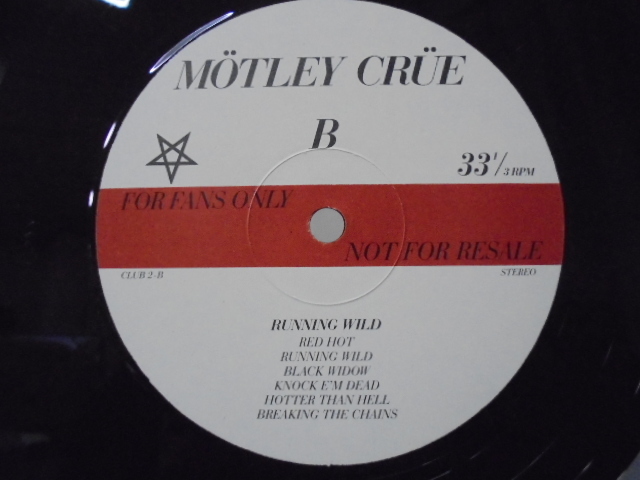 Running Wild (Motley Crue Bootleg): Kiss Bootleg  大好き～また西新宿のKinnieに行きたいオヤジの散財日記